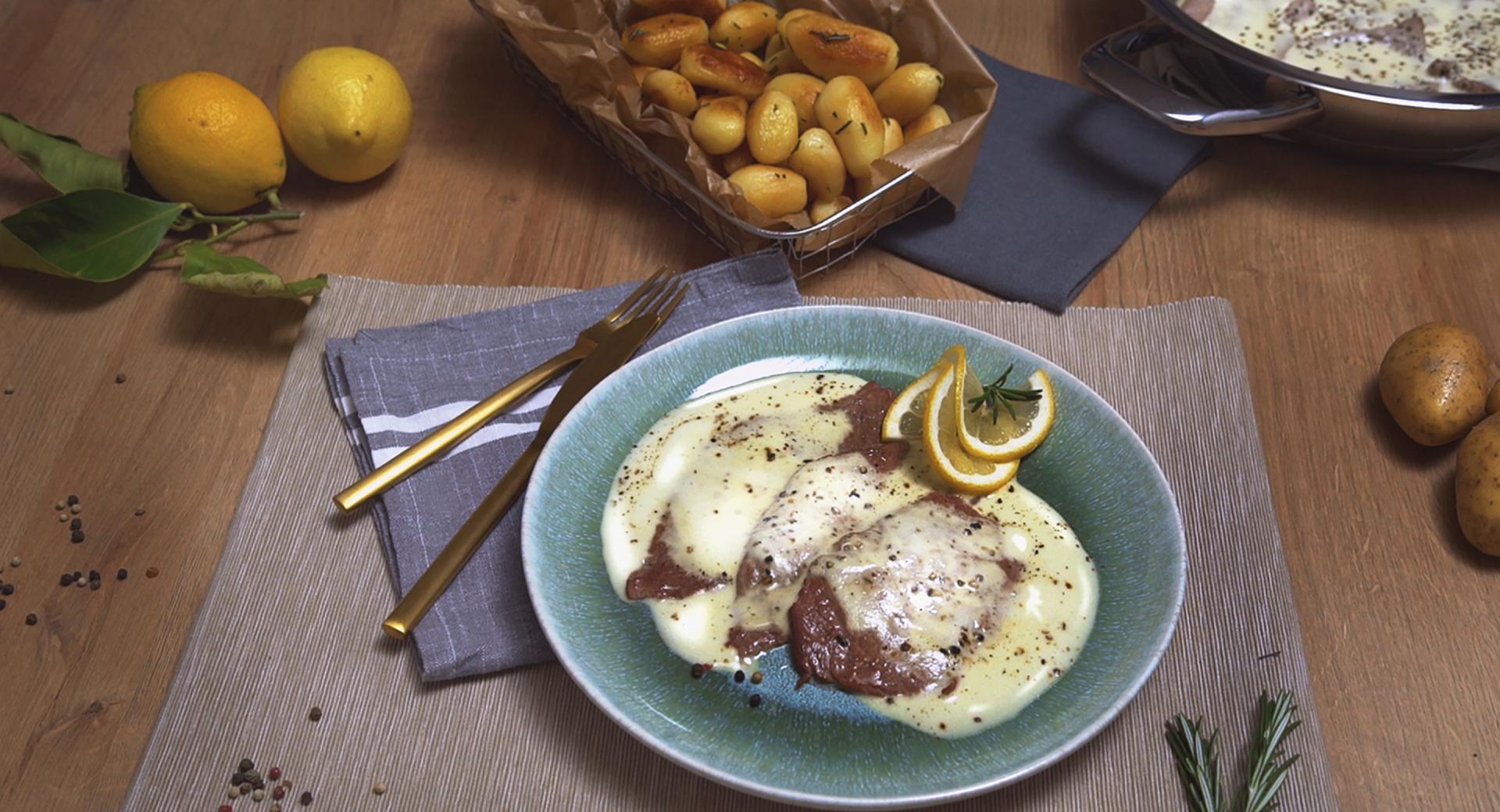 Fettine di vitello con salsa di limone 