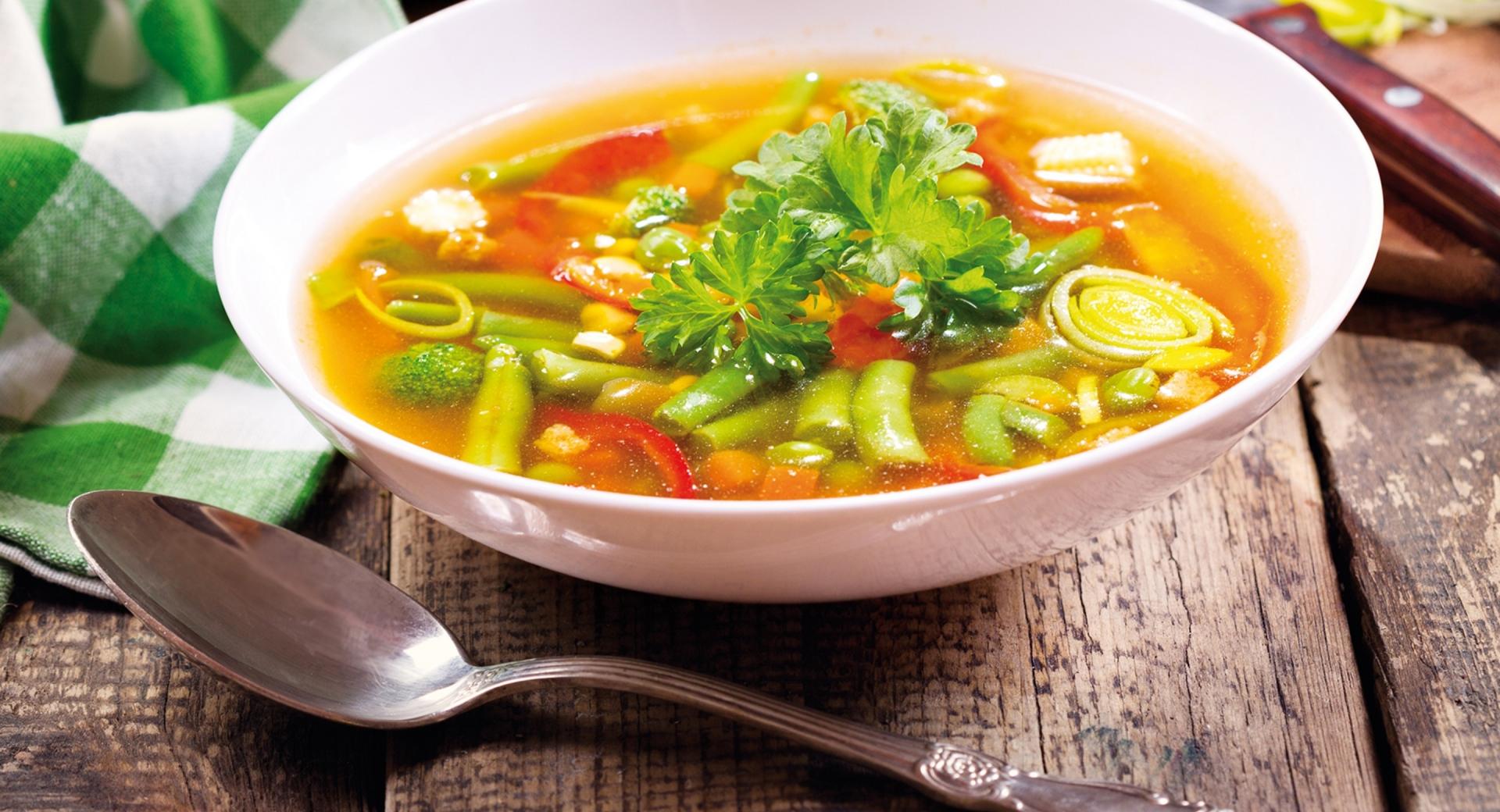 Zuppa di verdure dell'orto