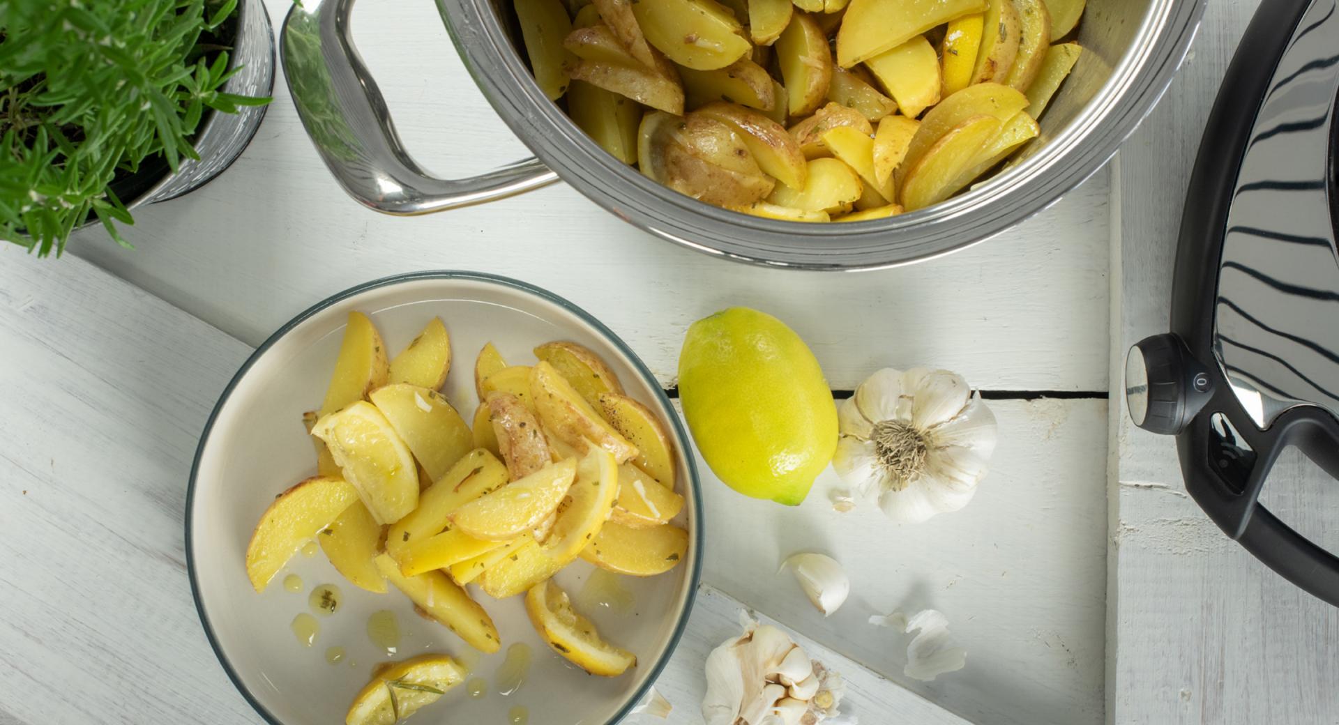 Patate con aglio e limone