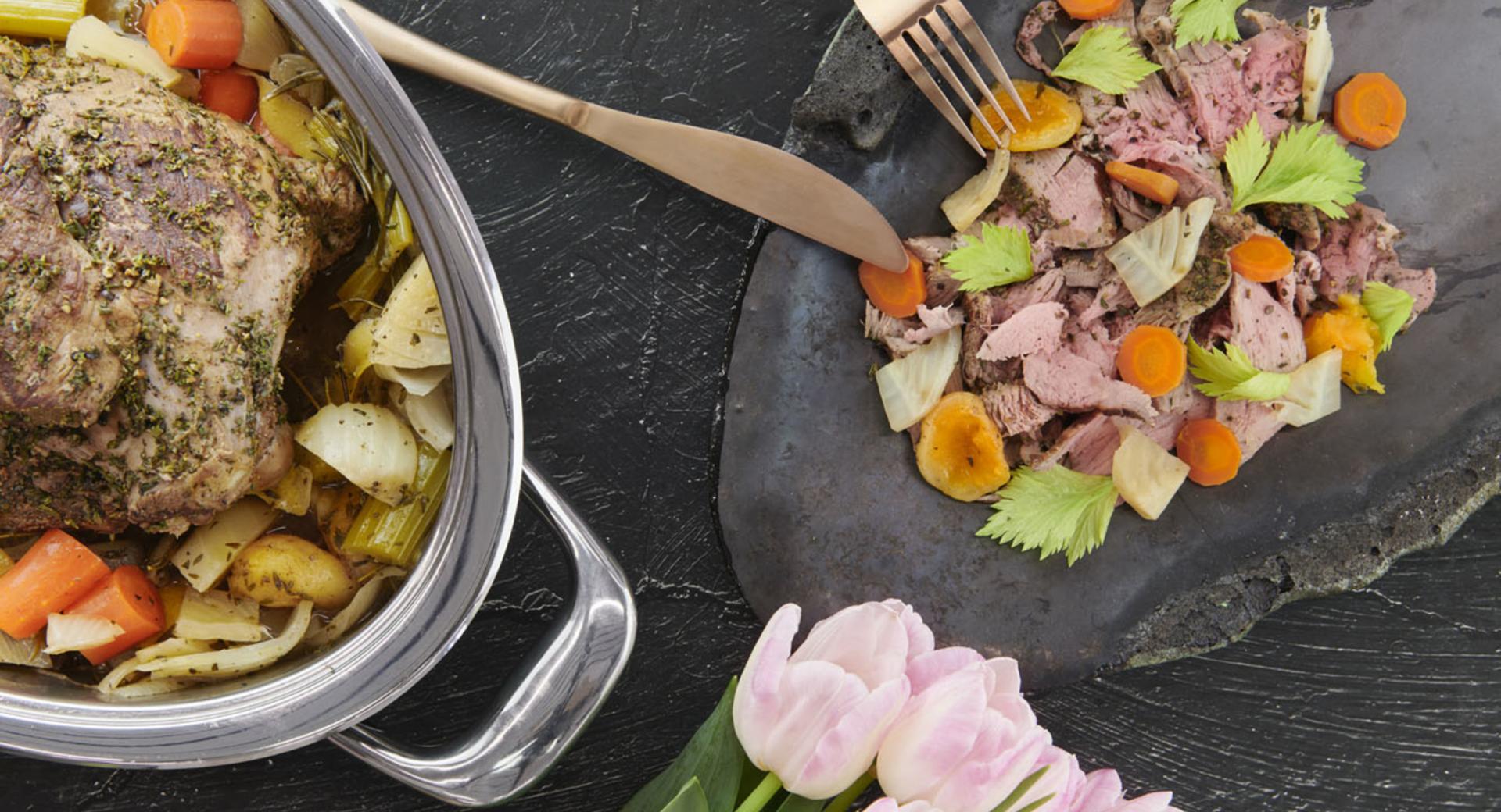 Cosciotto d’agnello con crosta alle erbe