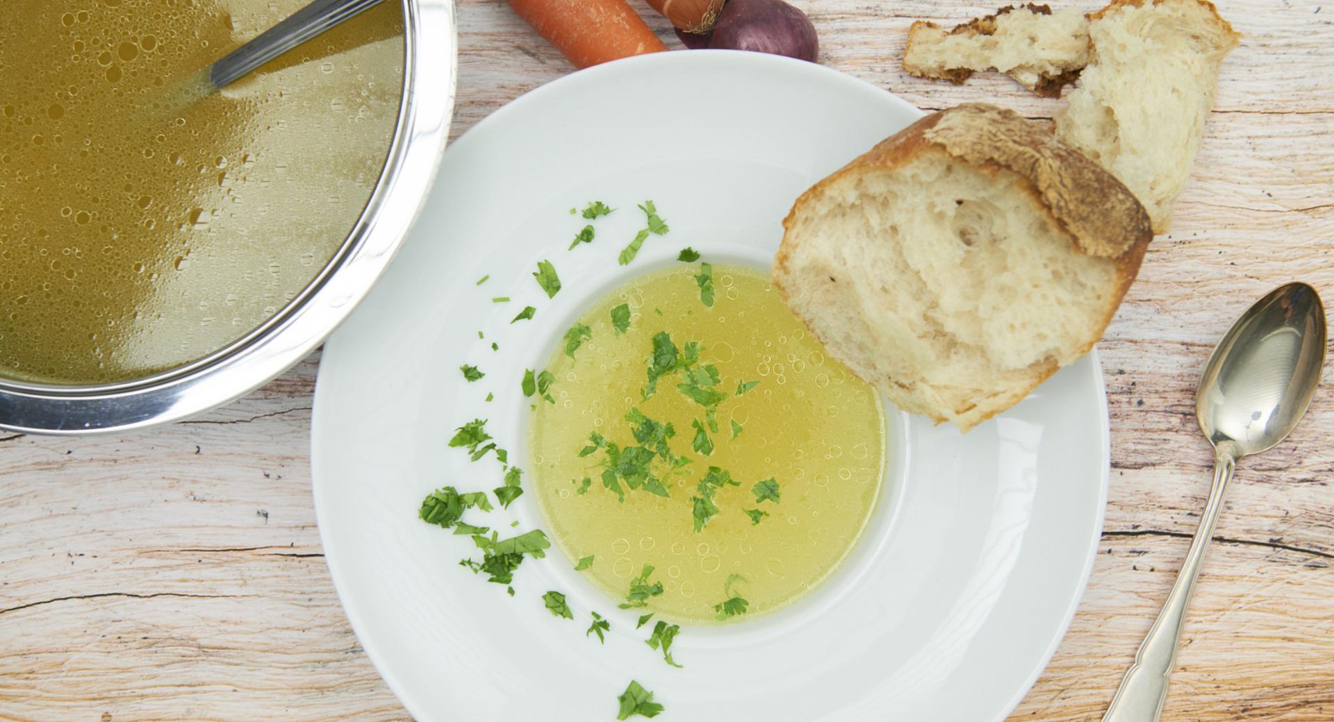 Brodo di pollo