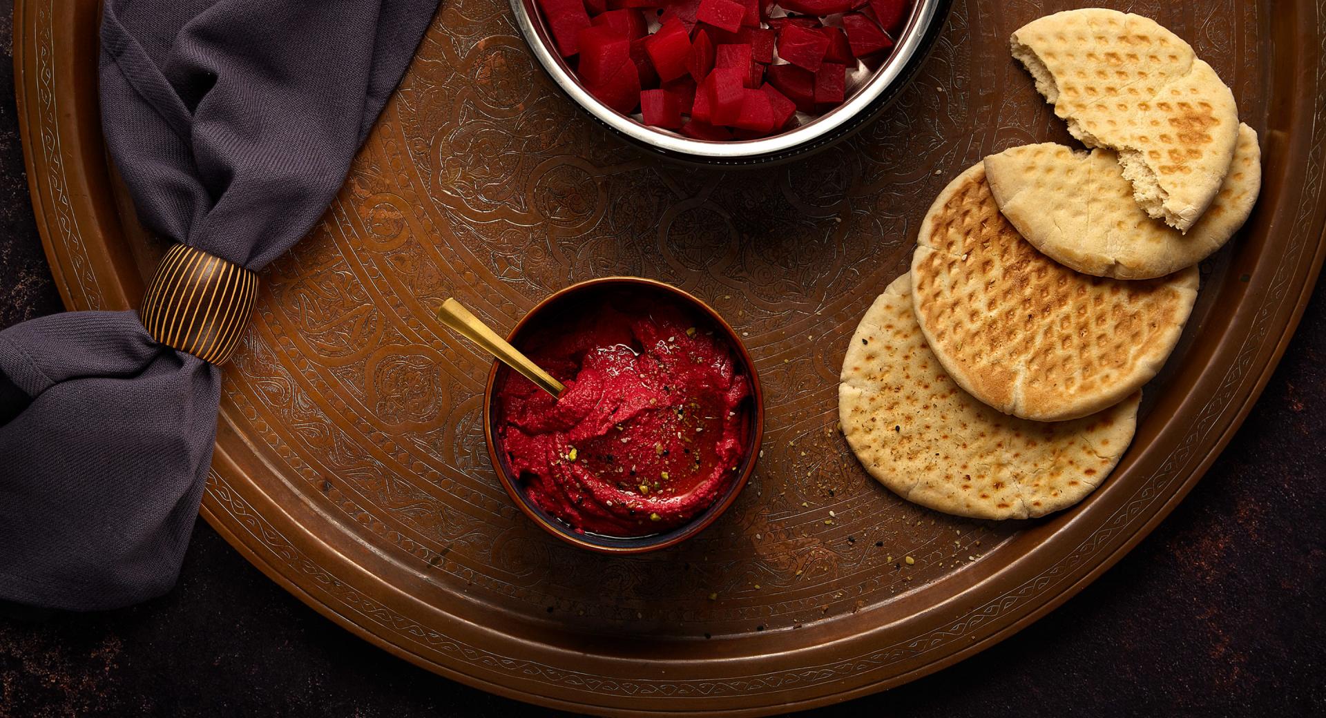 Hummus di barbabietola