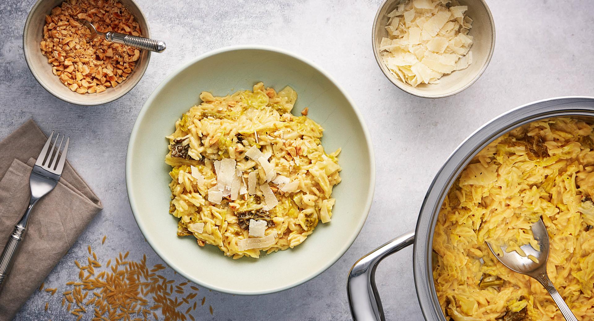 Pasta di riso con verza Pasta di riso con verza