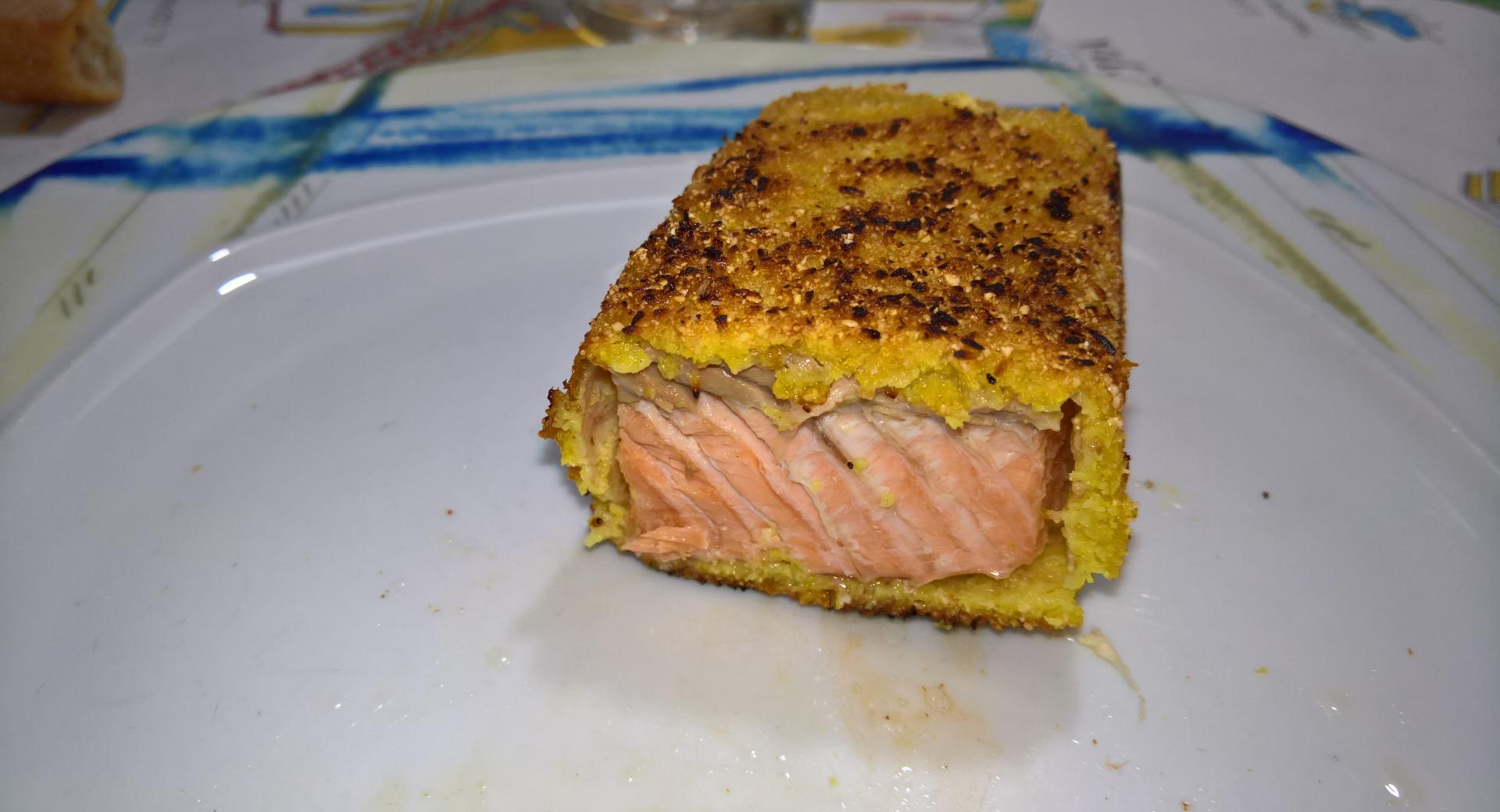 Filetto di salmone in crosta