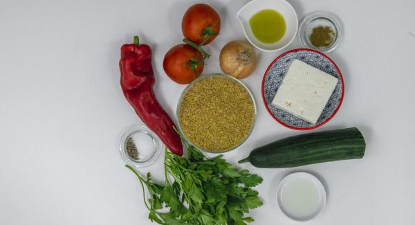 Disporre gli ingredienti sul piano.