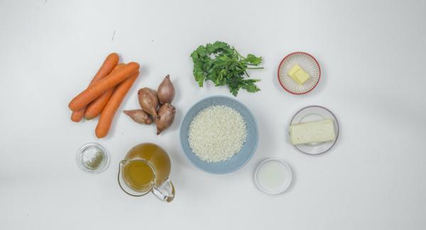 Disporre gli ingredienti sul piano.