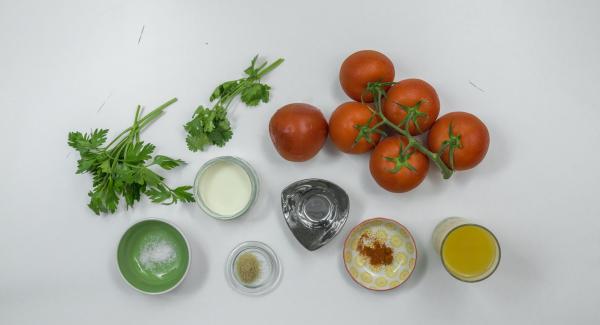 Disporre gli ingredienti sul piano.