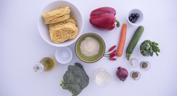 Disporre gli ingredienti sul piano.