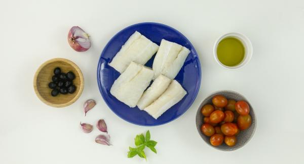 Disporre gli ingredienti sul piano.