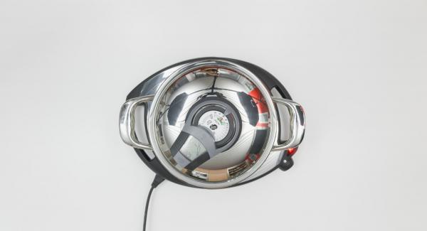 Al suono di Audiotherm, abbassare il calore e completare la cottura.