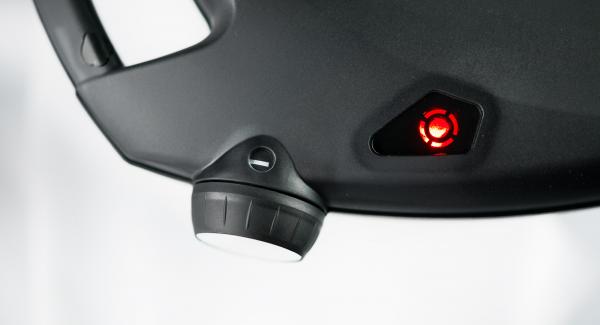 Coprire l'Unità con Navigenio rivolto verso il basso, impostato a livello I. Mescolare il muesli dopo circa. 30 secondi e ripetere il processo fino a quando si ottiene una bella doratura su tutti i lati. Coprire l'Unità con Navigenio rivolto verso il basso, impostato a livello I. Mescolare il muesli dopo circa. 30 secondi e ripetere il processo fino a quando si ottiene una bella doratura su tutti i lati.