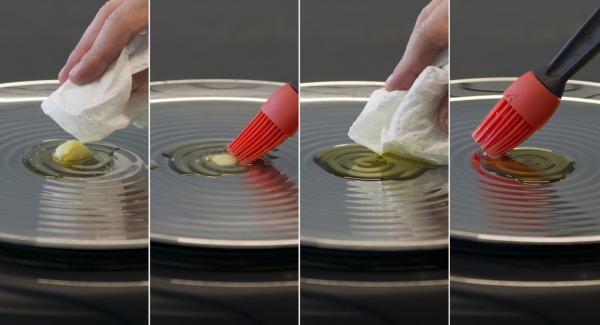 Abbassare Navigenio a livello 2 e aggiungere un cucchiaino di burro, distribuendolo uniformemente all'interno di oPan. Abbassare Navigenio a livello 2 e aggiungere un cucchiaino di burro, distribuendolo uniformemente all'interno di oPan.