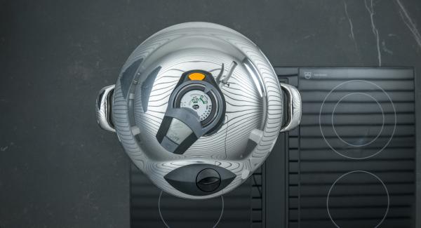 Chiudere l'Unità con Secuquick. Posizionare Audiotherm sulla finestra "turbo" dopo aver impostato un tempo di cottura di 3 minuti. Chiudere l'Unità con Secuquick. Posizionare Audiotherm sulla finestra "turbo" dopo aver impostato un tempo di cottura di 3 minuti.