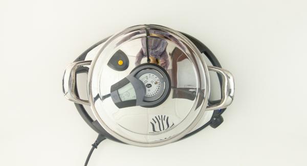 Al suono di Audiotherm, aggiungere il basilico tritato. Al suono di Audiotherm, aggiungere il basilico tritato.