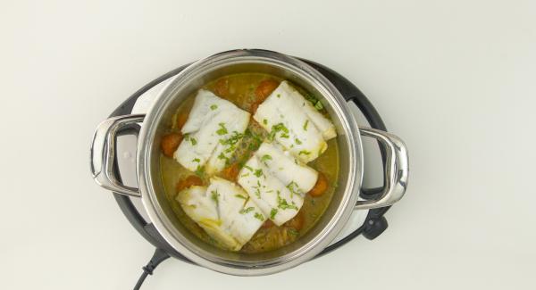 Al suono di Audiotherm, aggiungere il basilico tritato. Al suono di Audiotherm, aggiungere il basilico tritato.