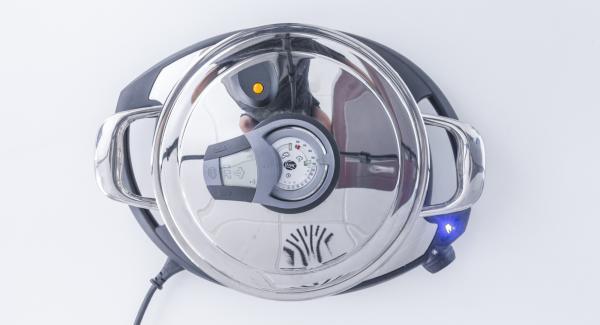 Impostare Navigenio in modalità "A". Inserire un tempo di cottura di 2 minuti su Audiotherm e ruotarlo fino a visualizzare il simbolo “vapore”. Impostare Navigenio in modalità "A". Inserire un tempo di cottura di 2 minuti su Audiotherm e ruotarlo fino a visualizzare il simbolo “vapore”.