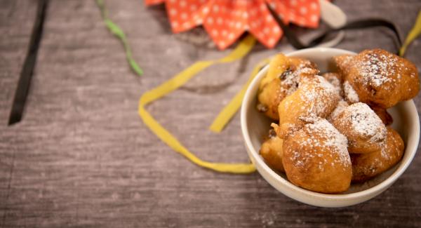 Frittelle con uvetta