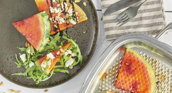 Melone o anguria alla griglia con feta