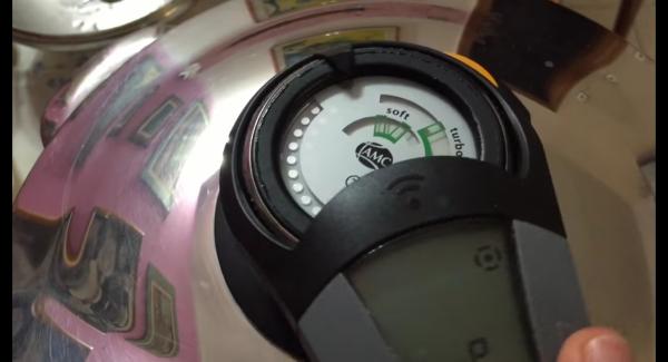 Chiudere con Secuquick e cuocere in settore Soft impostando P sull' Audiotherm e A su Navigenio.