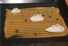 Caprino, zucca e pane croccante
