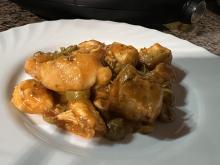 Bocconcini di pollo con olive e capperi
